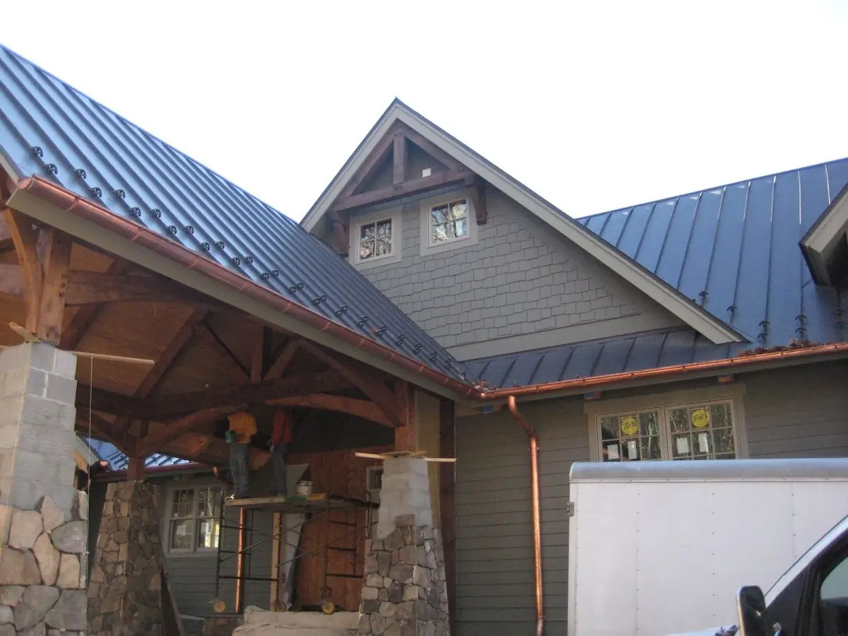 Craftsman Roofing team delivering quality roofing work in Twelve Oaks